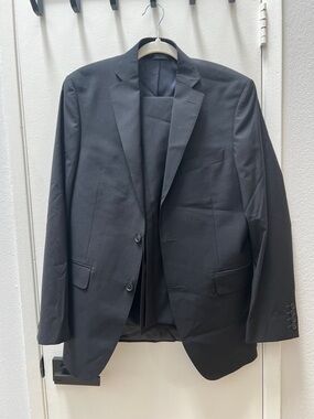 Saks Fifth Avenue Black Two-Button Men's Suit Jacket